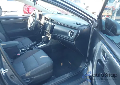 2019 Toyota Corolla Le z USA, uszkodzony, nr VIN 2T1BURHE3KC169102